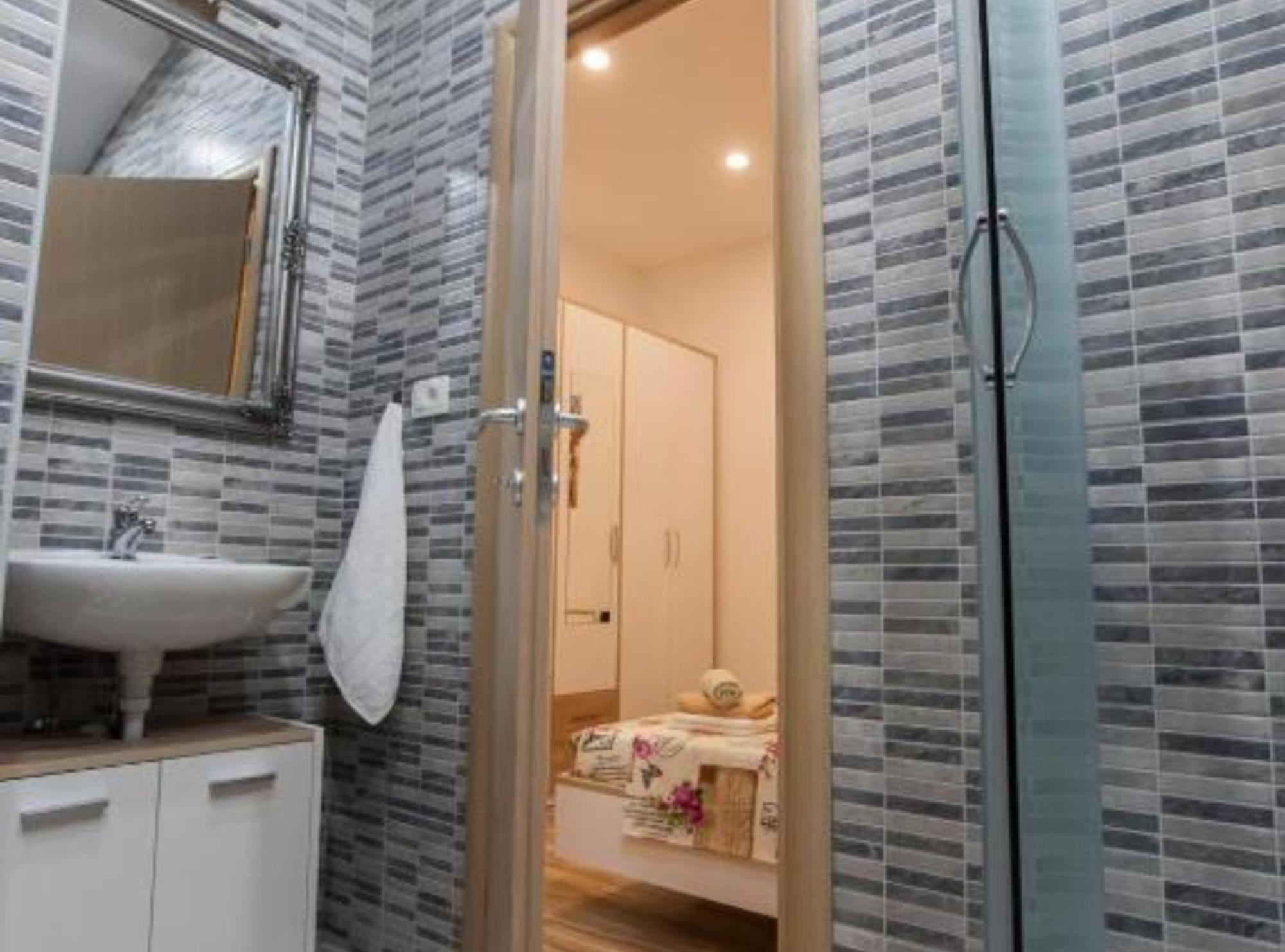 Apartment Dalmatia Kastela Luaran gambar