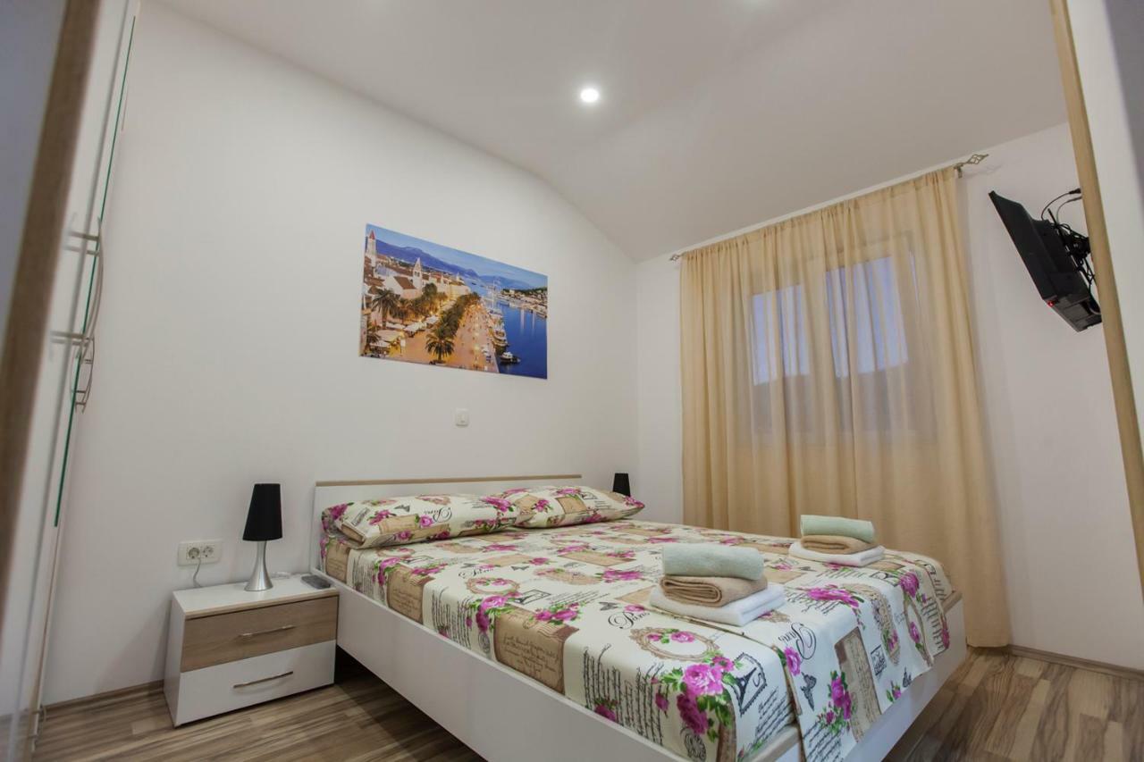 Apartment Dalmatia Kastela Luaran gambar