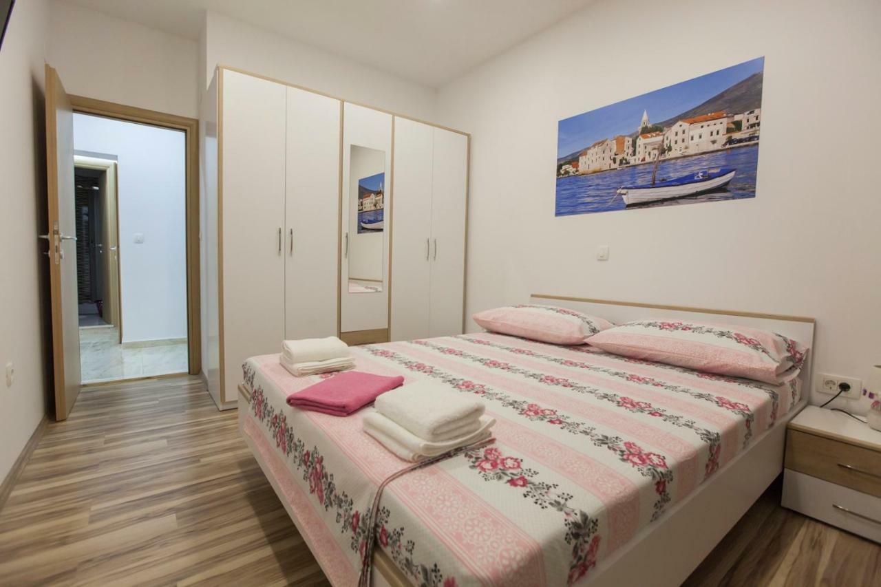 Apartment Dalmatia Kastela Luaran gambar