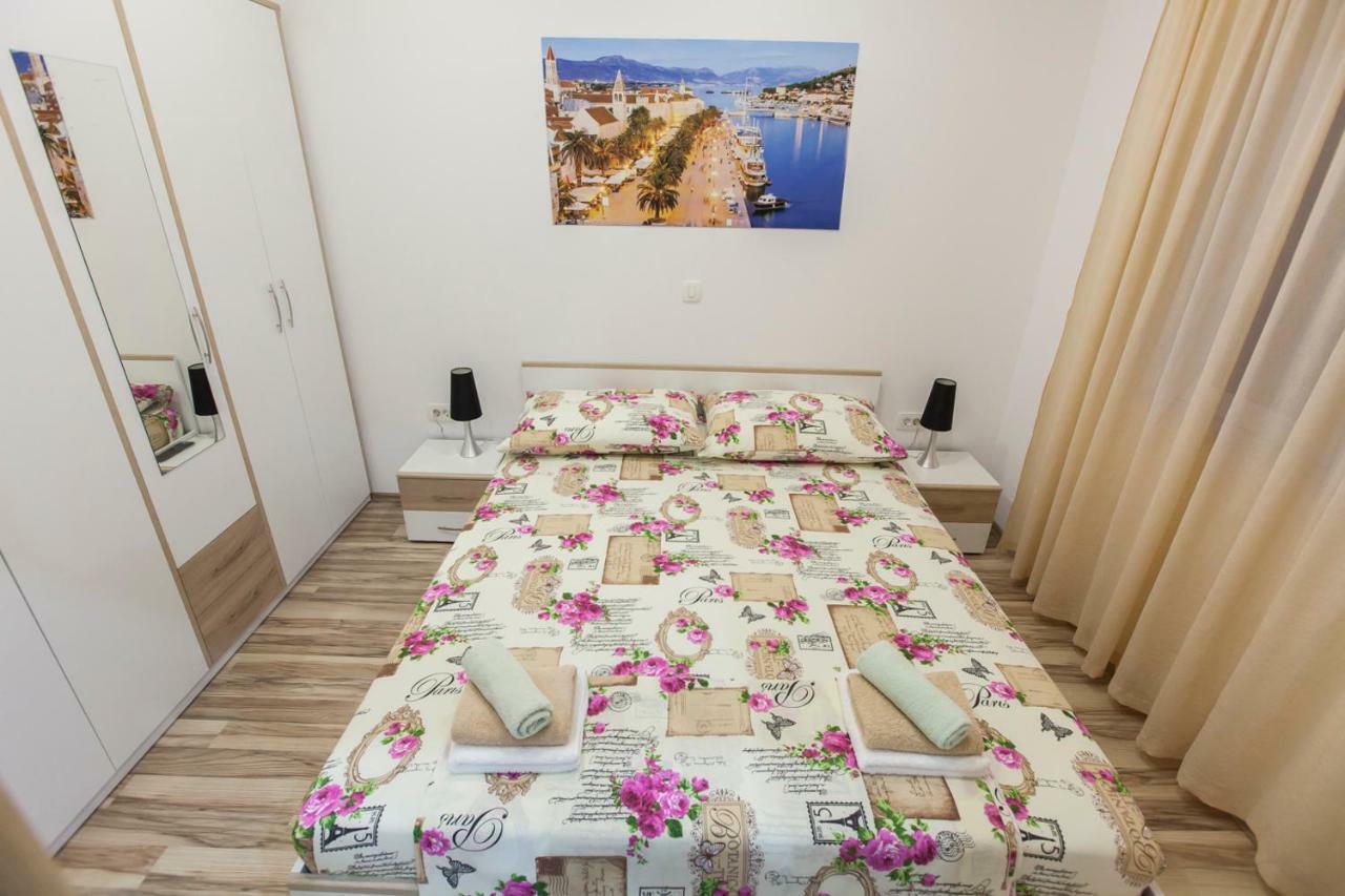 Apartment Dalmatia Kastela Luaran gambar